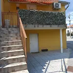 Apartament Sana *